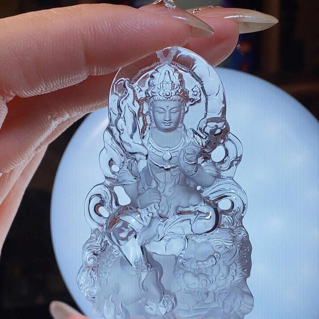 九***天未镶嵌水晶颈饰吊坠