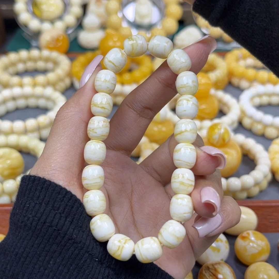 琥珀未镶嵌手串9.2x10.2