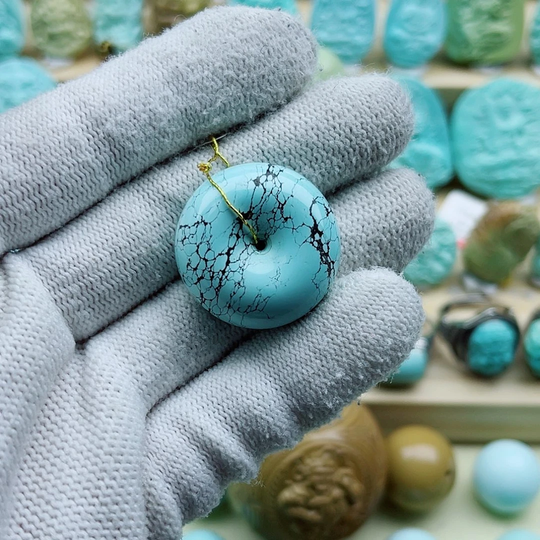 绿松石未镶嵌珠宝奇石