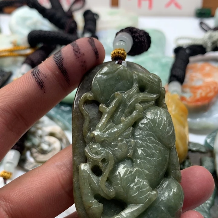 颈饰未镶嵌翡翠保真天然a货翡翠
