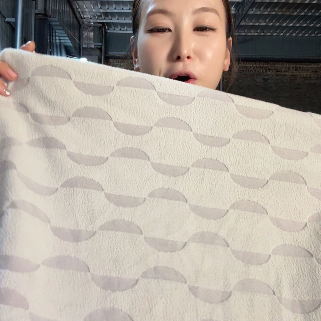 聚酯纤维万能沙发套261 给3 个