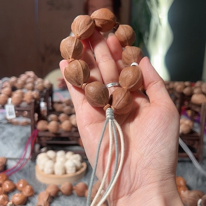 橄榄核吊坠醉****.2025一物一拍