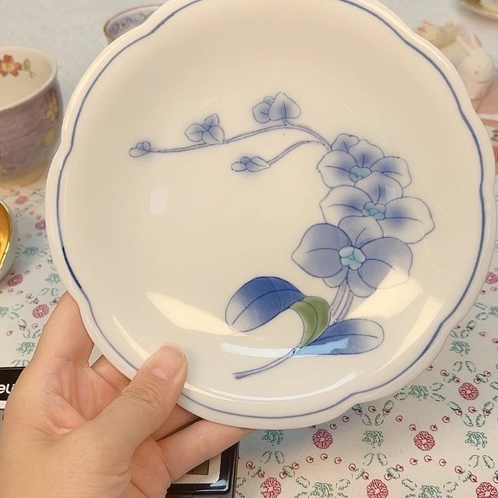 瓷片The first thing