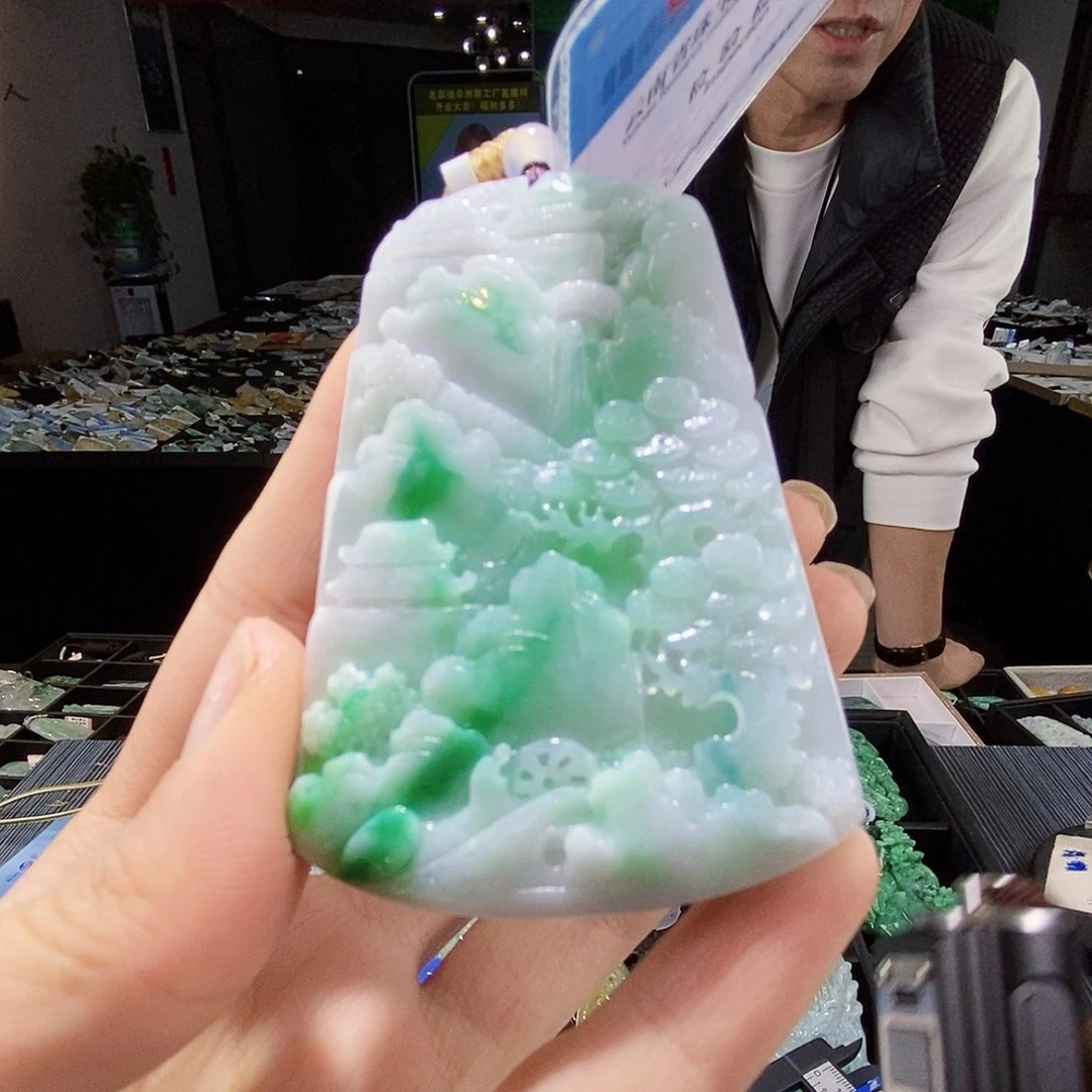 颈饰未镶嵌翡翠翡翠