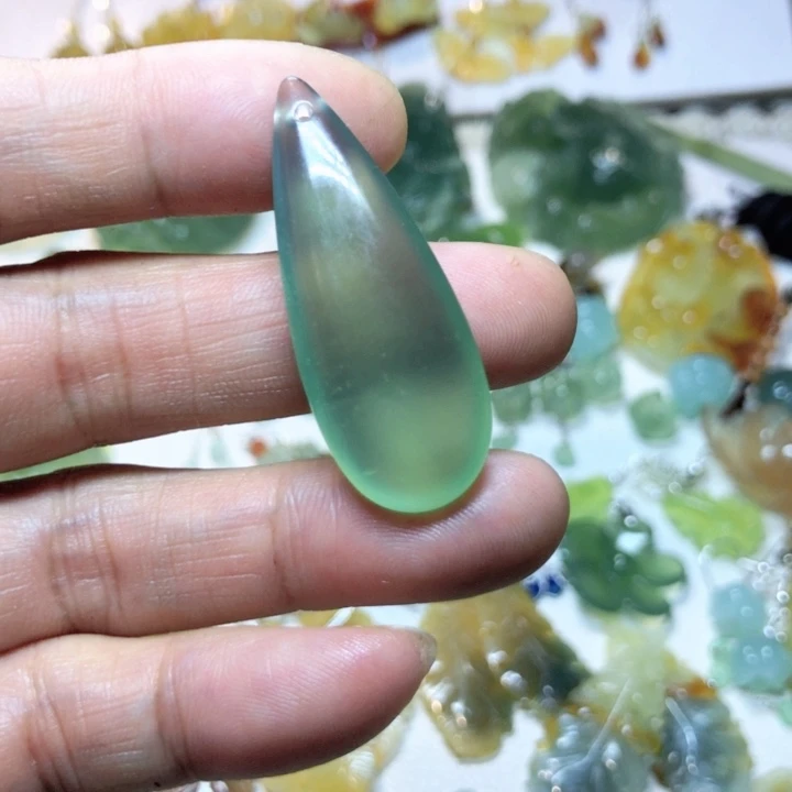 【闪购商品】蛇纹石玉耳环未镶嵌