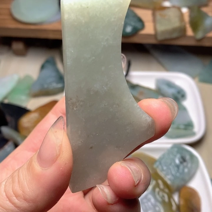 翡翠未镶嵌颈饰天然