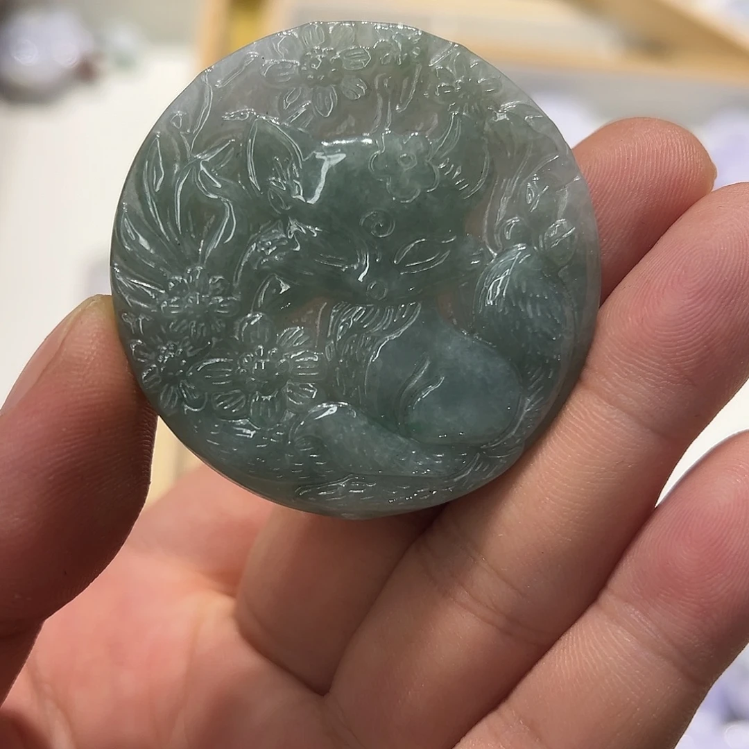 颈饰未镶嵌翡翠挂件