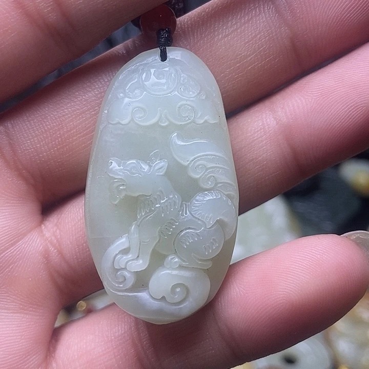 颈饰未镶嵌和田玉