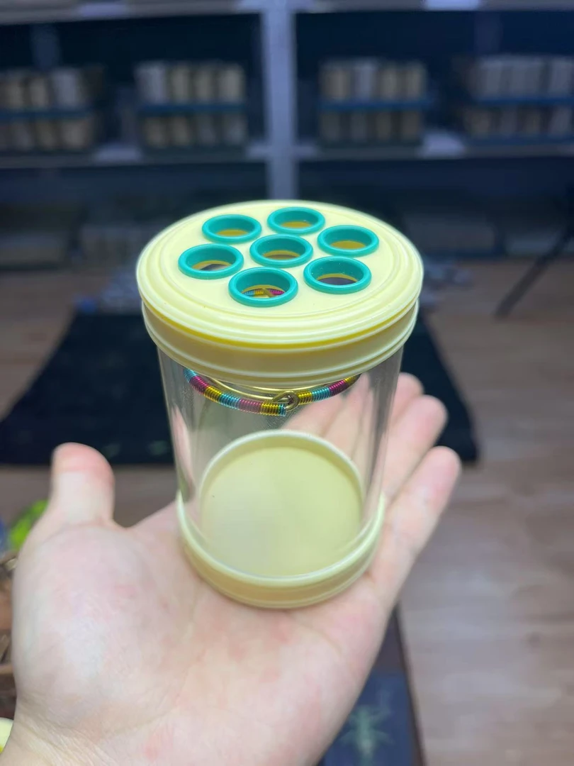 密胺七孔本叫罐 七星本叫罐 优质蝈蝈叫罐 鸣虫叫罐 可变色叫罐