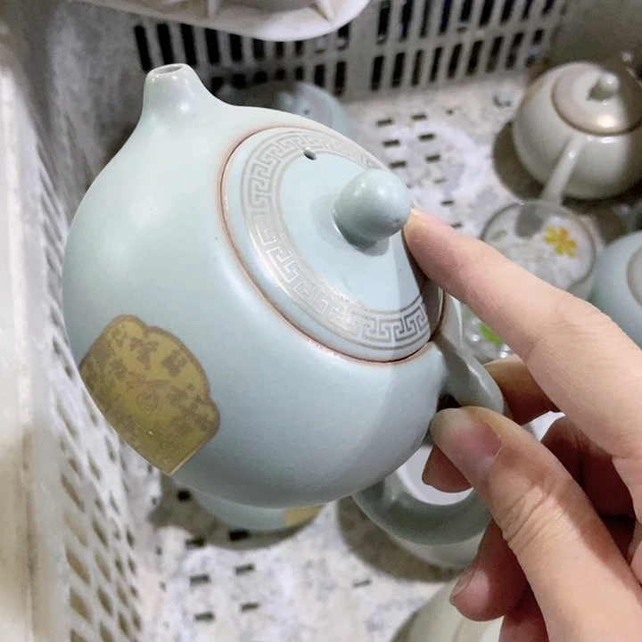茶具微瑕，介意勿拍