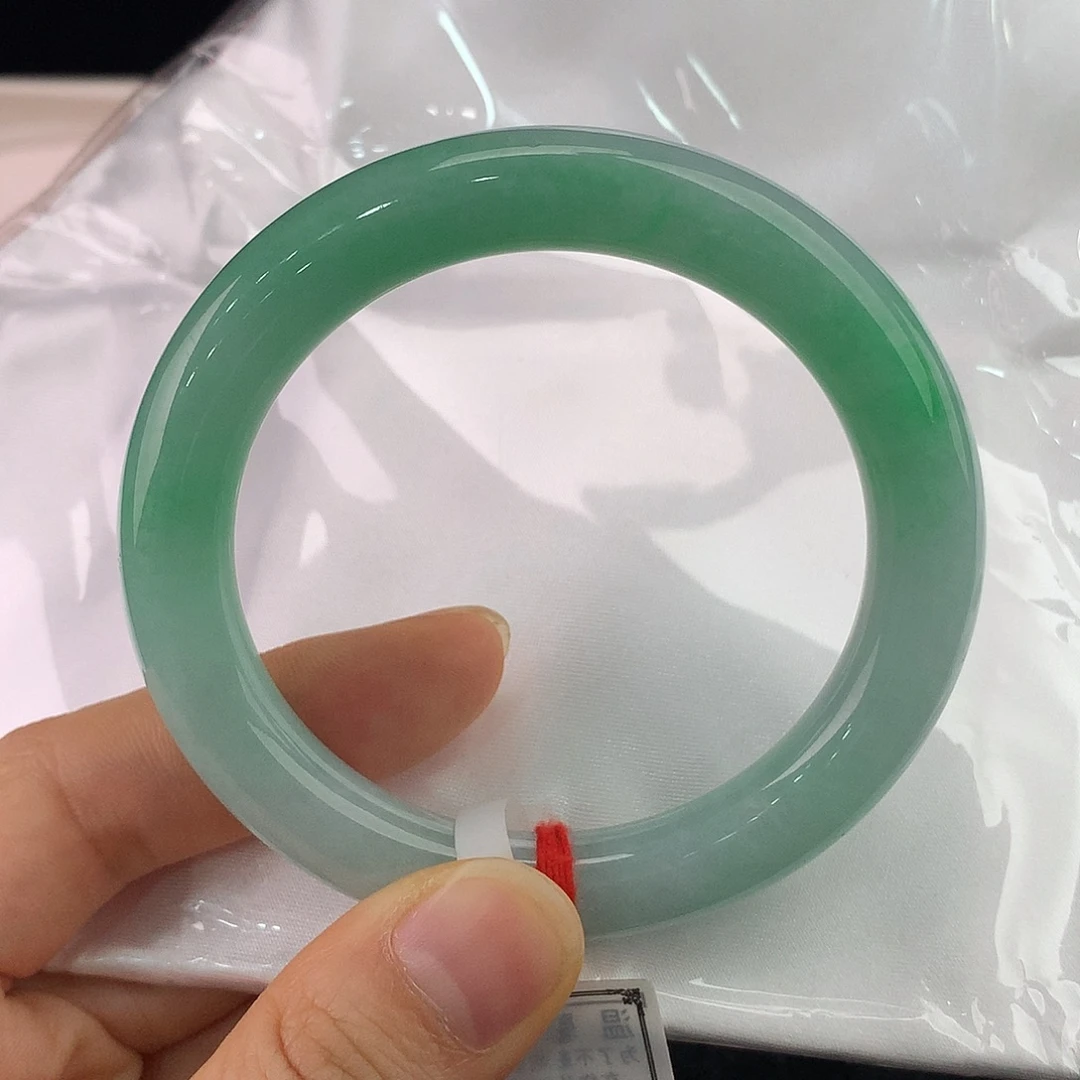 翡翠未镶嵌手镯圆条55/56