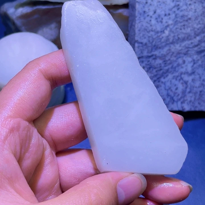 和田玉未镶嵌珠宝半成品