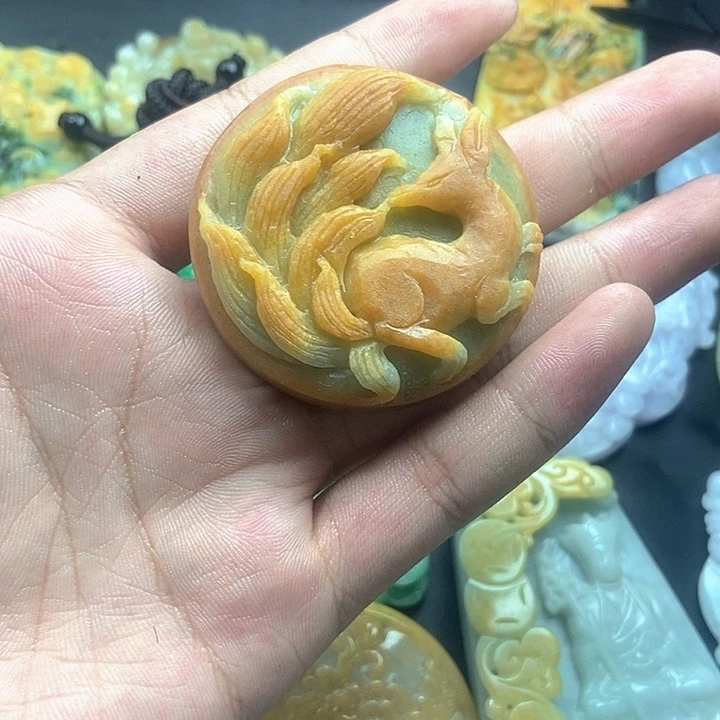定制翡翠未镶嵌天然翡翠A货