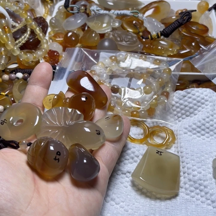 玛瑙/玉髓颈饰未镶嵌象**茶008