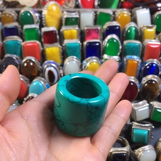 琉璃合金复古设计风格