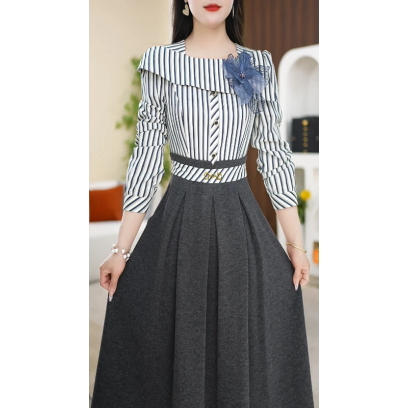 【连衣裙】冬季设计感方口领条纹时尚拼接中长款长袖连衣裙M-4XL