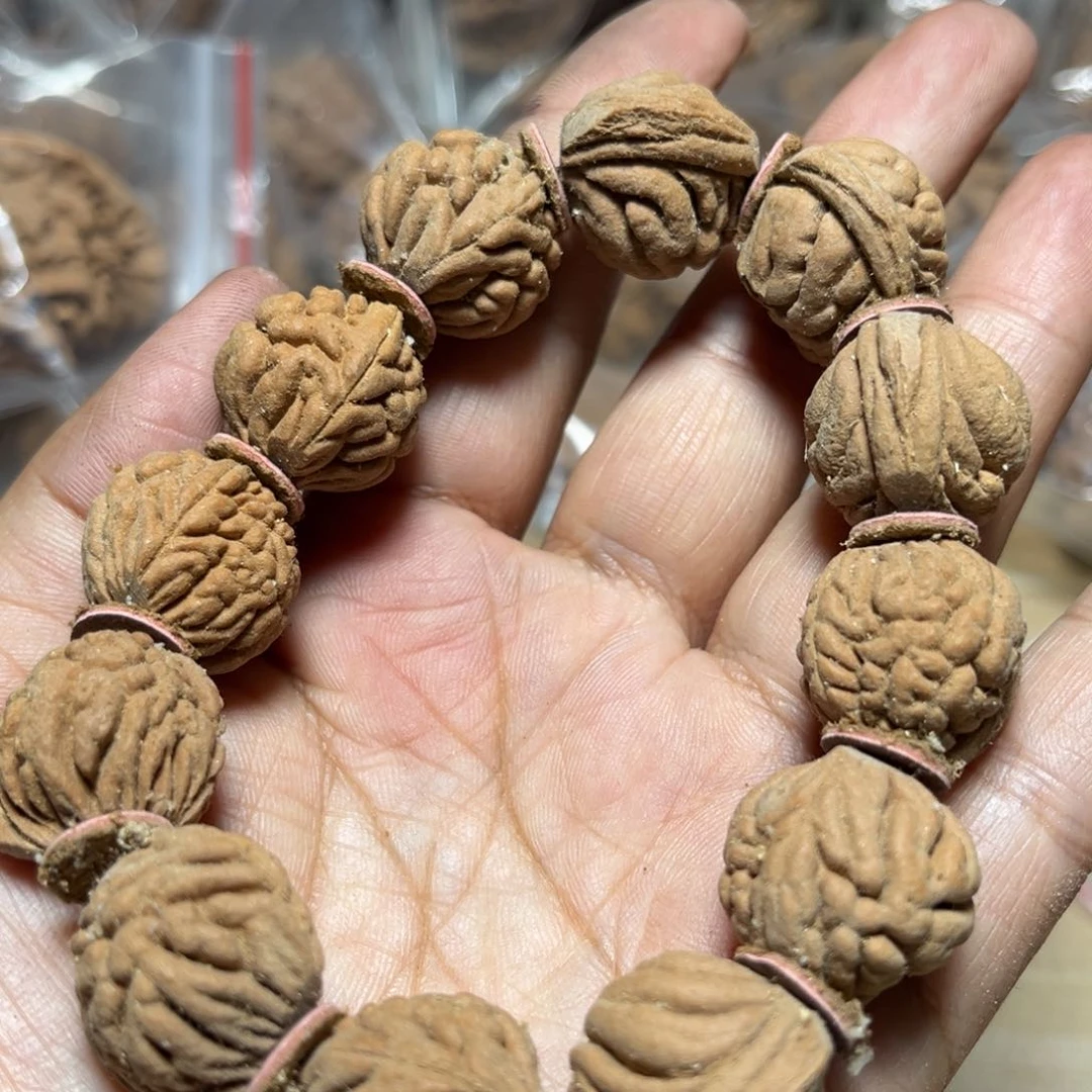 文玩核桃吊坠1万赞福利