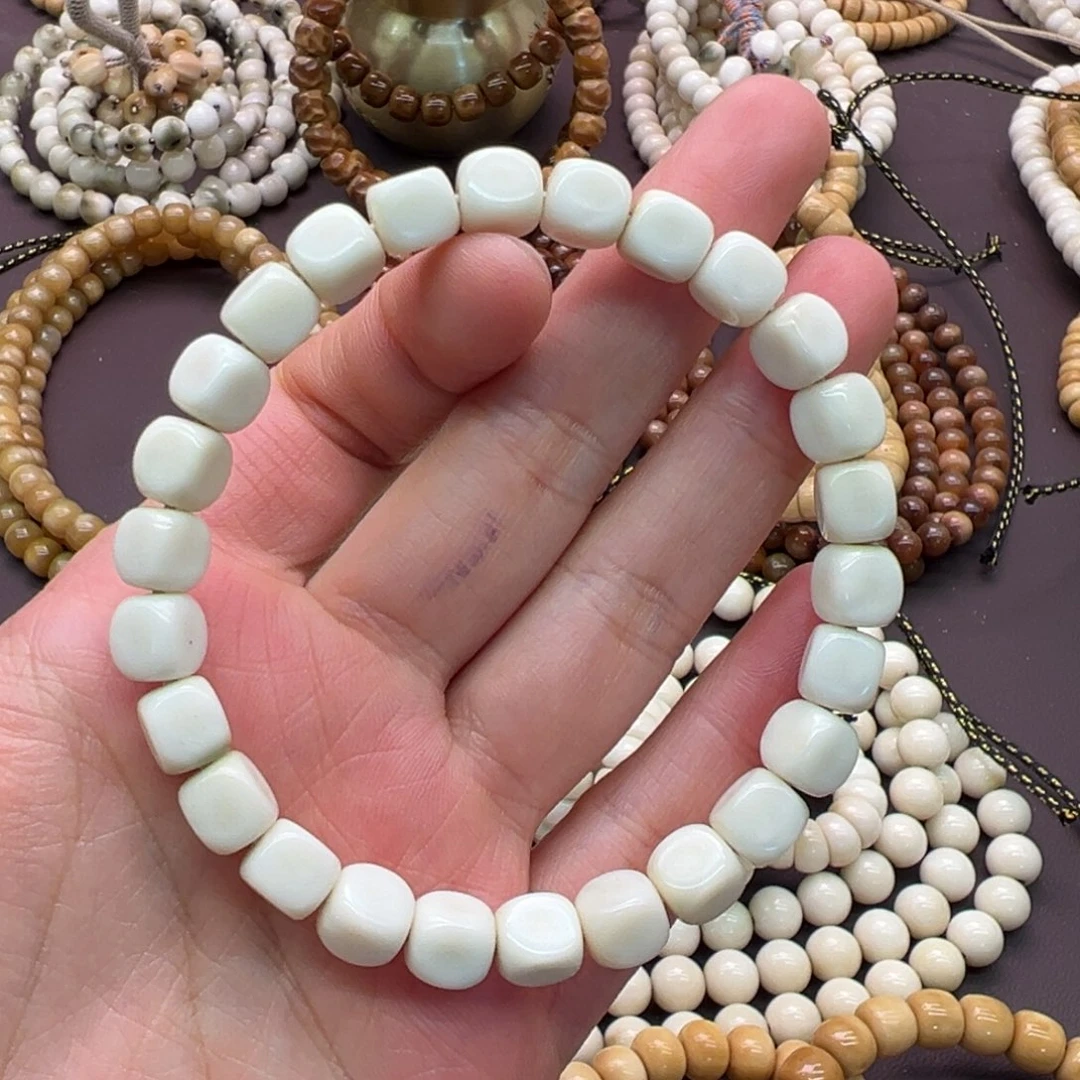 *****吊坠龙脊菩提六方