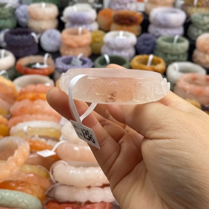 四***妹石英质玉未镶嵌手镯