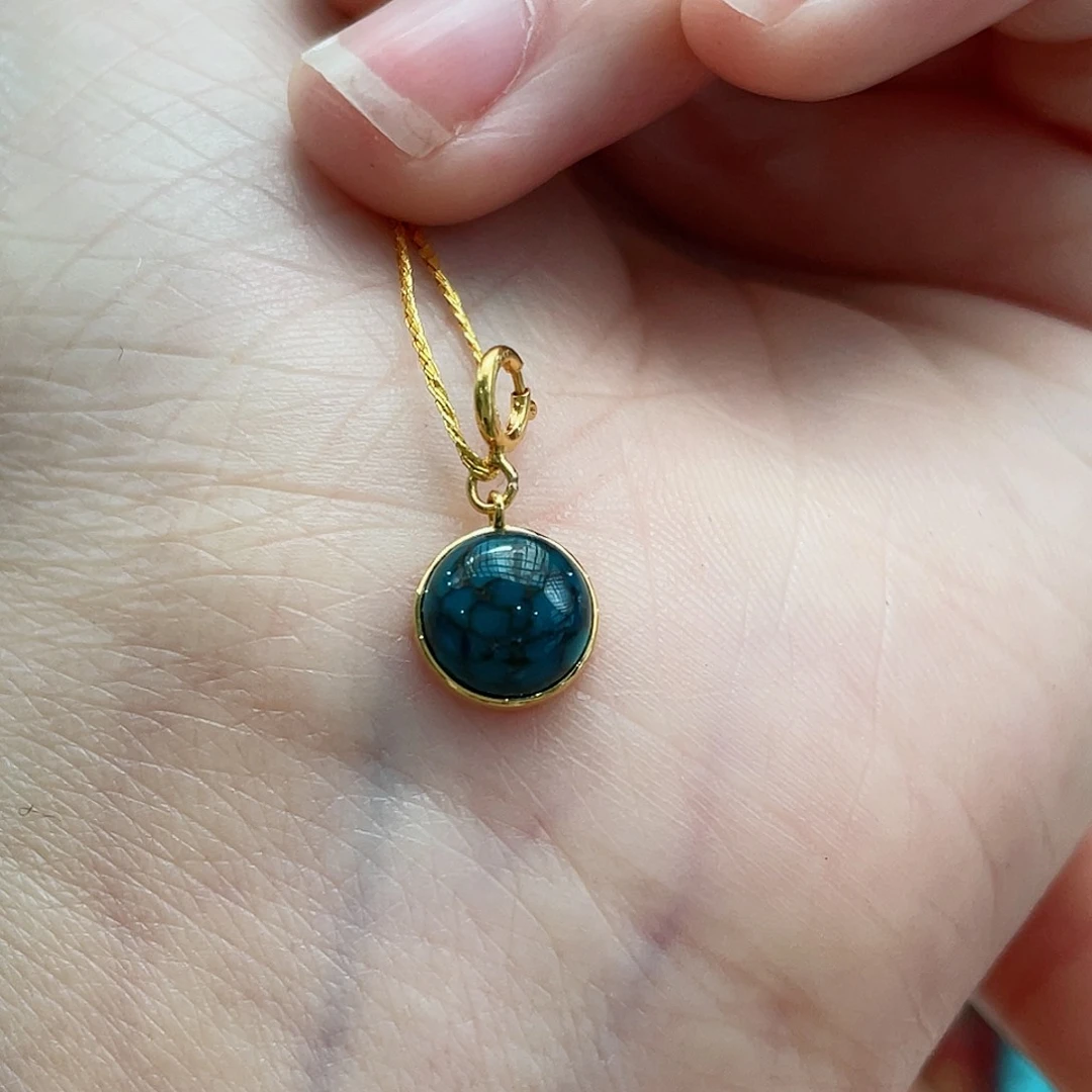 绿松石颈饰18K金镶嵌