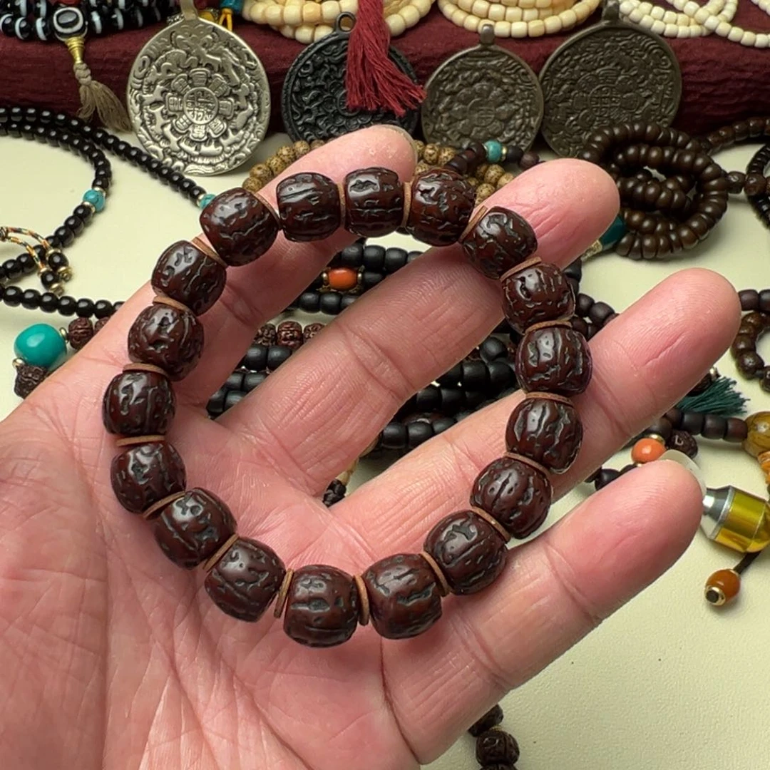 木虎**河金刚手串。