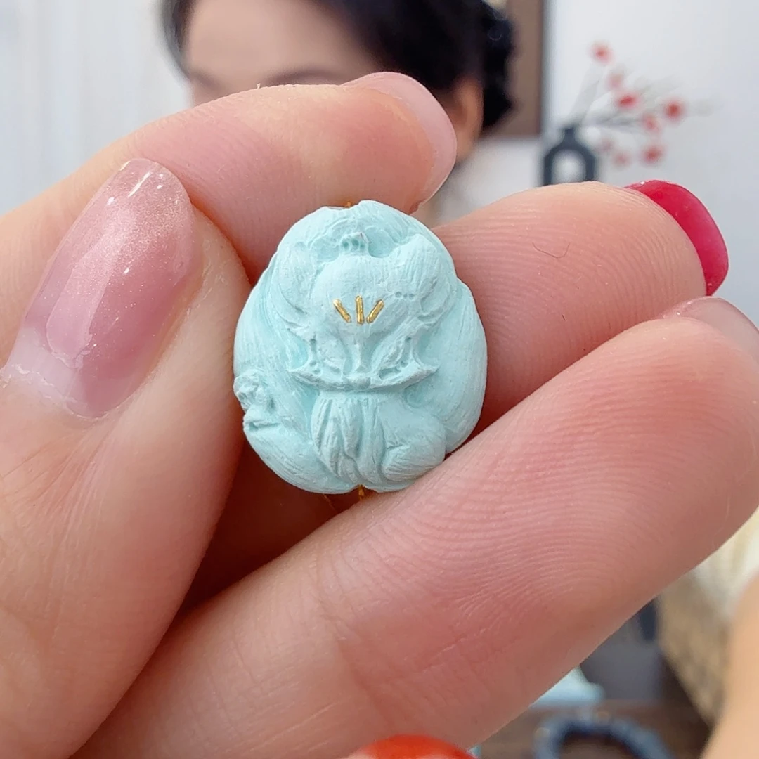 绿松石未镶嵌珠宝奇石