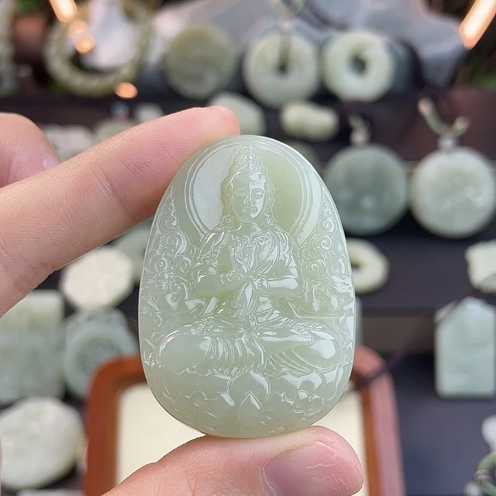 和田玉未镶嵌颈饰P****u