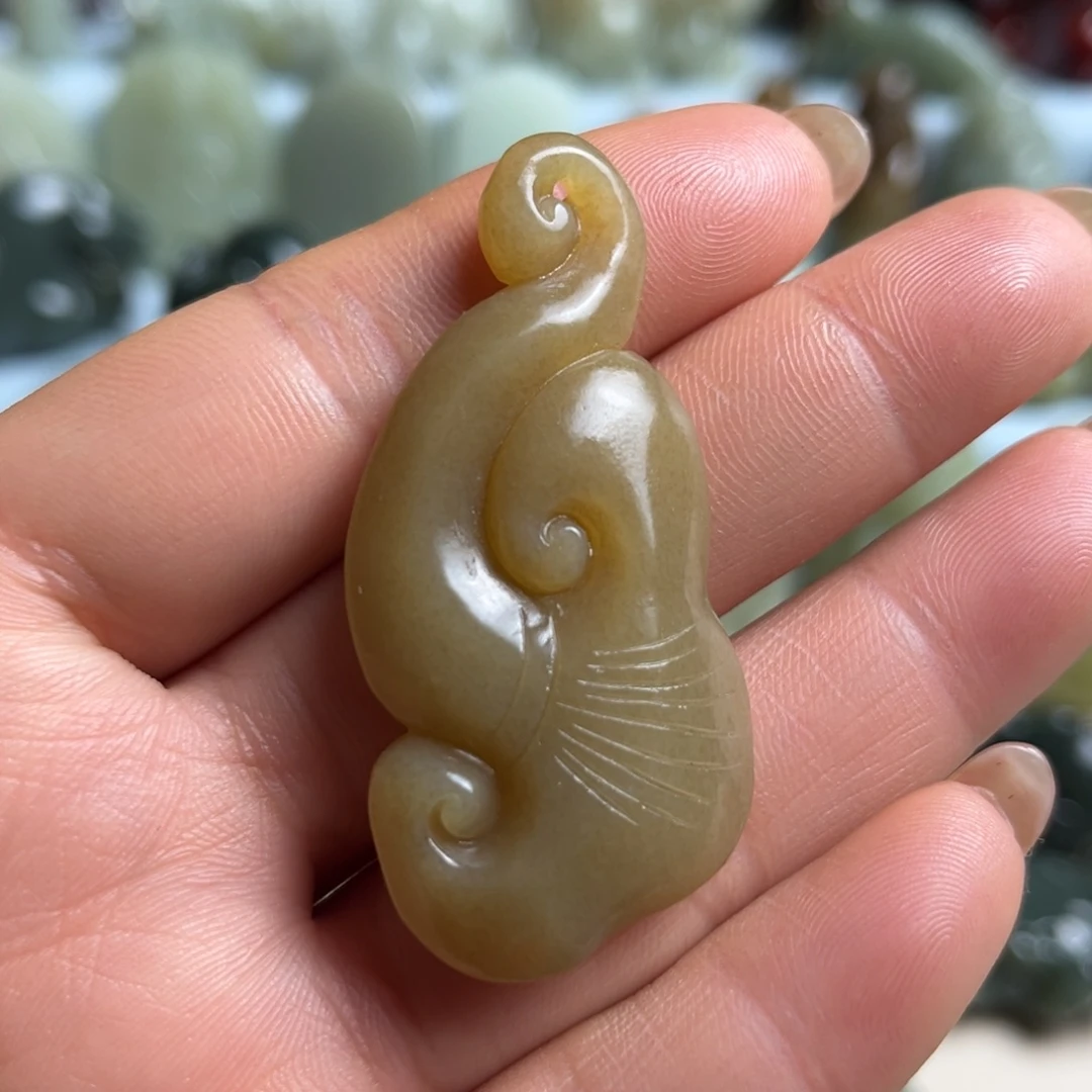 和田玉未镶嵌挂件