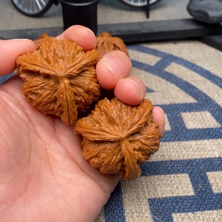 吊坠文玩核桃爱***柿三棱