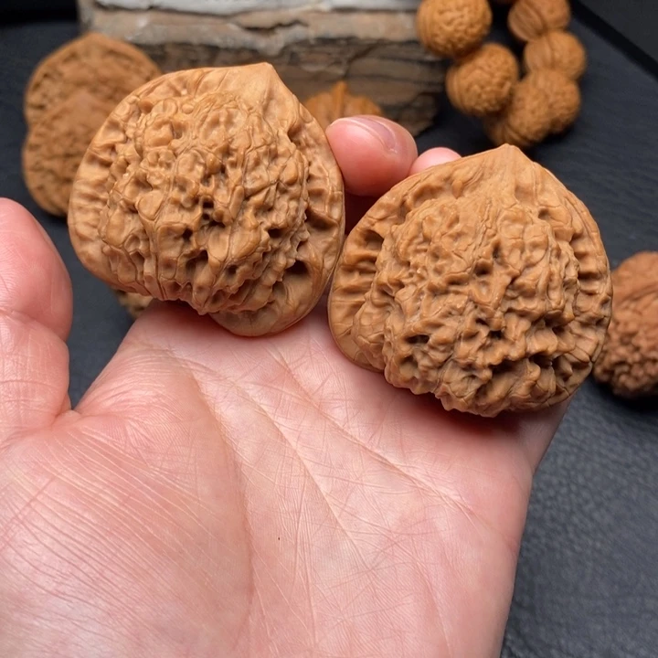 桃核把件尺寸47官帽