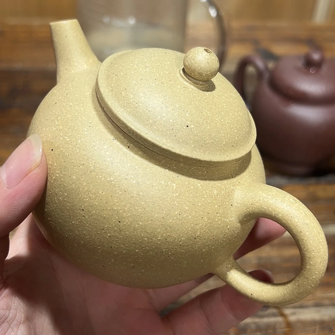 茶壶紫砂紫砂的味道很