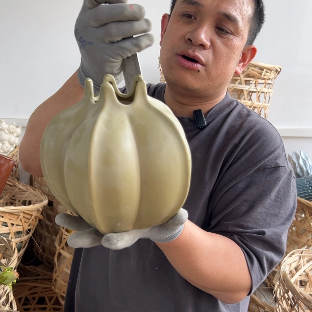 摆件109 号高中低温工艺瓶（部分微瑕）