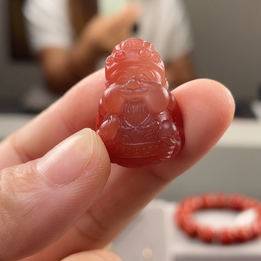 颈饰未镶嵌南红玛瑙