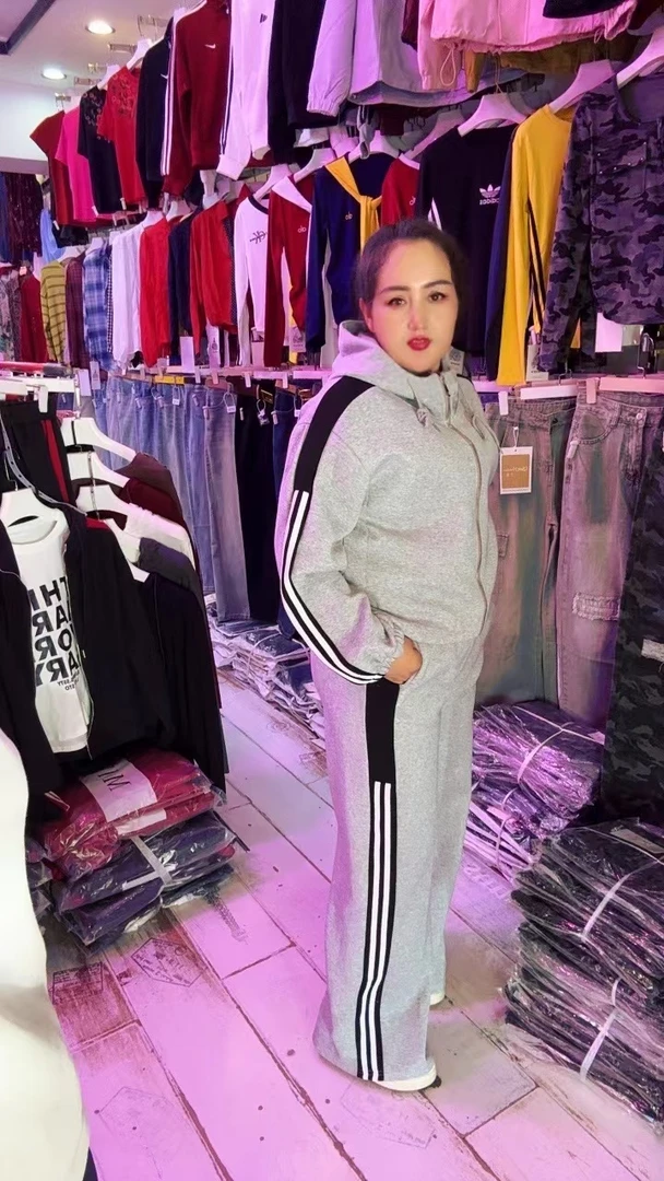 休闲风时尚套装服装裤子欧若动感风洛丽塔丁达尔风运动套装连帽