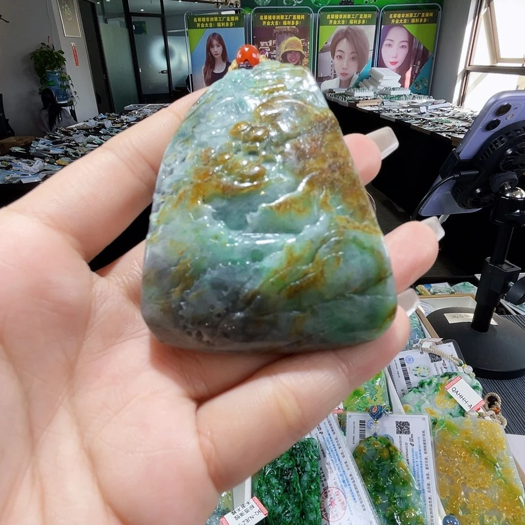 颈饰未镶嵌翡翠一