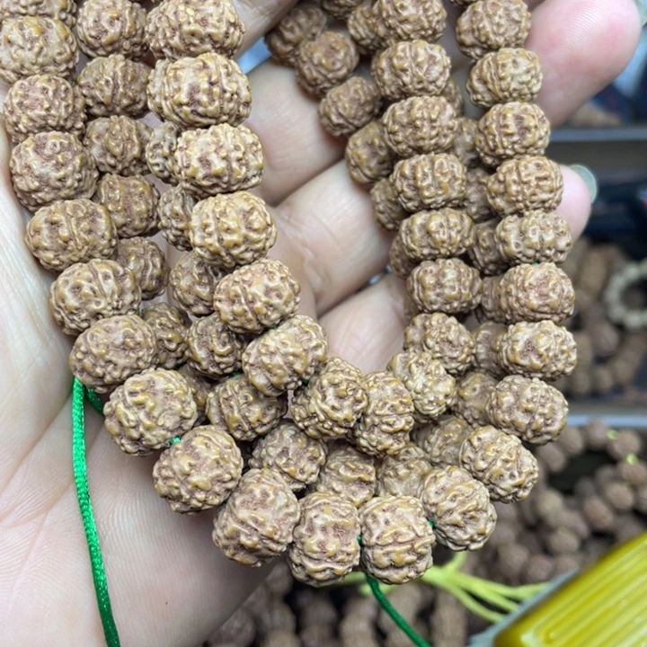 凌***.金刚菩提吊坠航母刹车片尺寸12+保手持