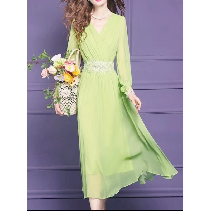 衣裙夏季2025新款法式气质复古女士收腰过膝长裙GL8816