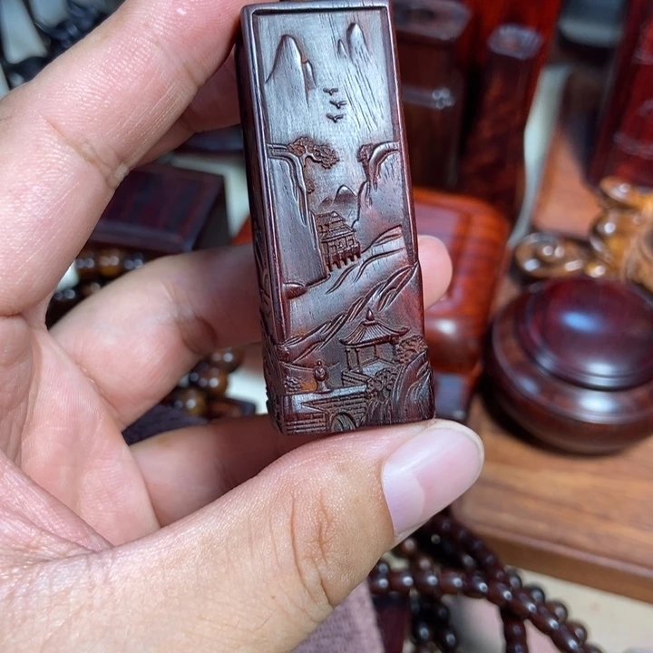 檀香紫檀（小叶紫檀）山水印章