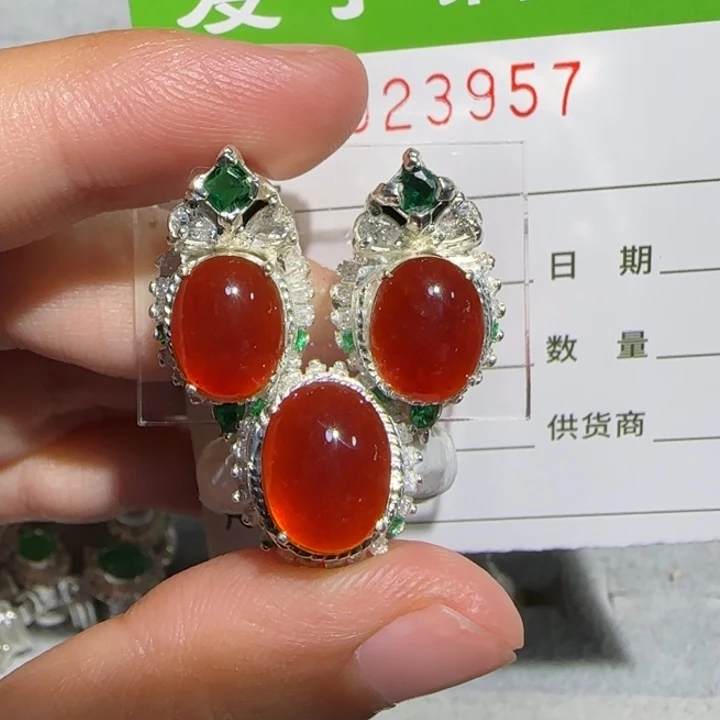 定制翡翠未镶嵌c**?