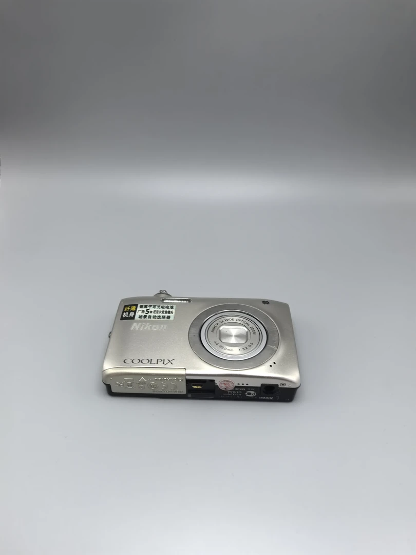 8新 Nikon/尼康 s2600 1400万像素5倍变焦色彩还原度高奶油肌