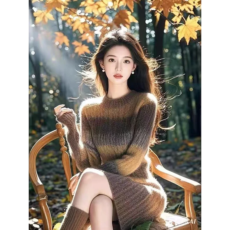 超好看咖色毛衣连衣裙女秋冬2025新款法式收腰显小收缎面连衣裙