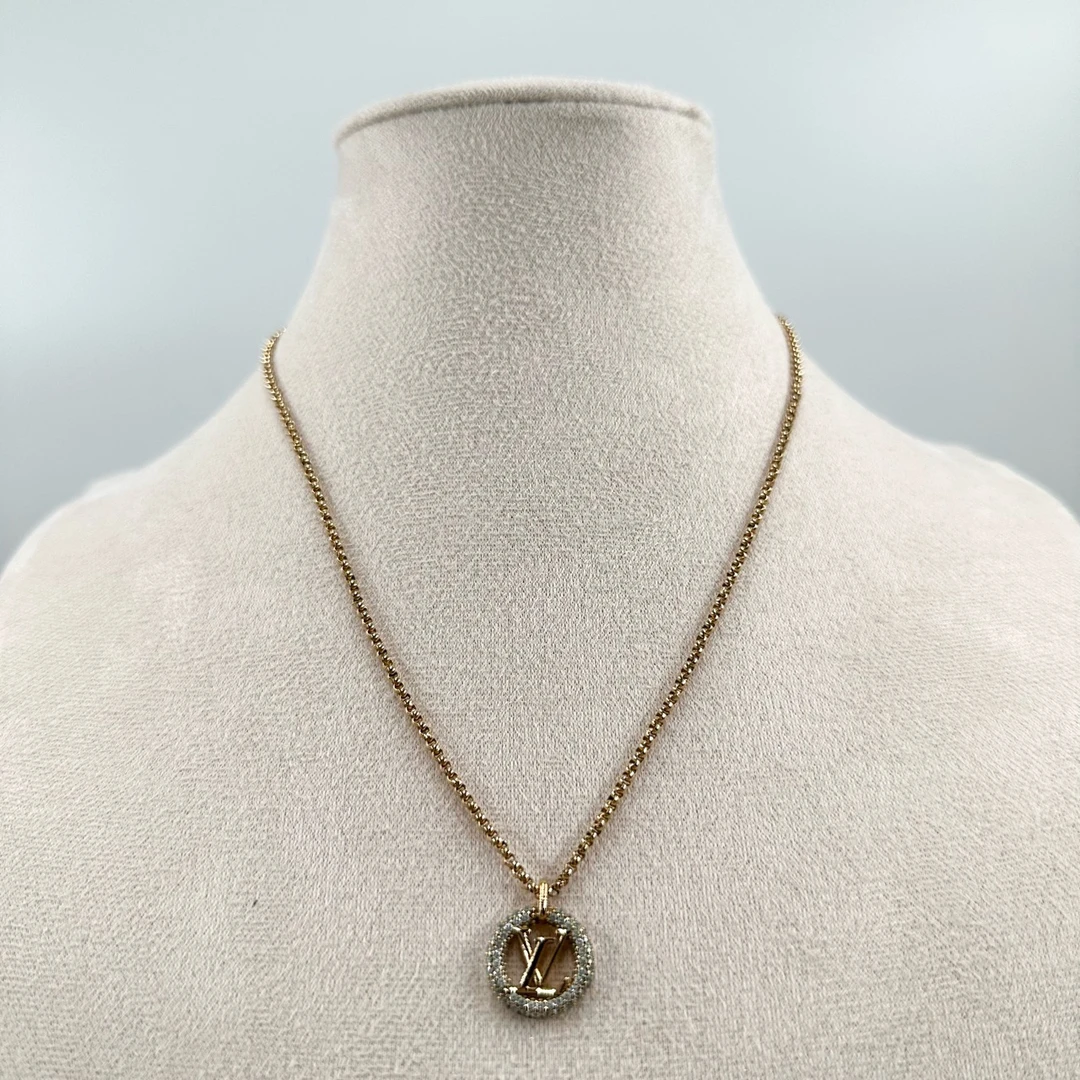 95新 LouisVuitton/路易威登 圆形logo满钻金色项链/10543