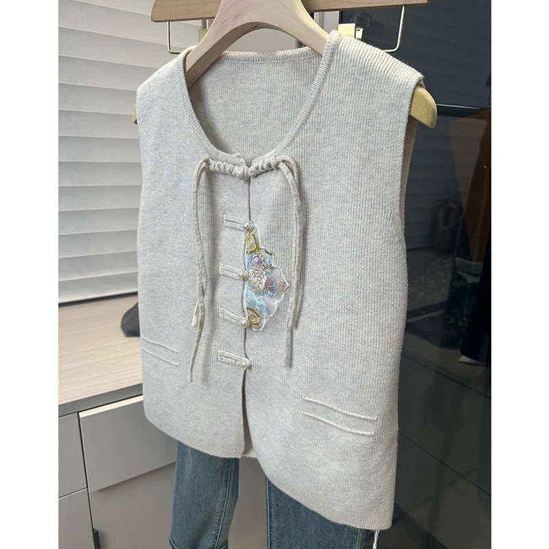 0001新中式国风刺绣圆领针织马甲女25年新款气质马夹开衫上衣