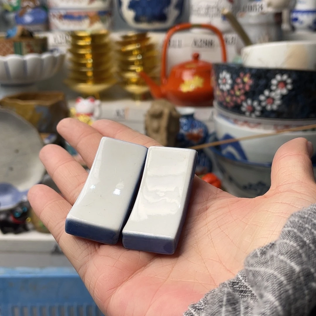 瓷片献****束哈哈哈我真的不喜欢这样了