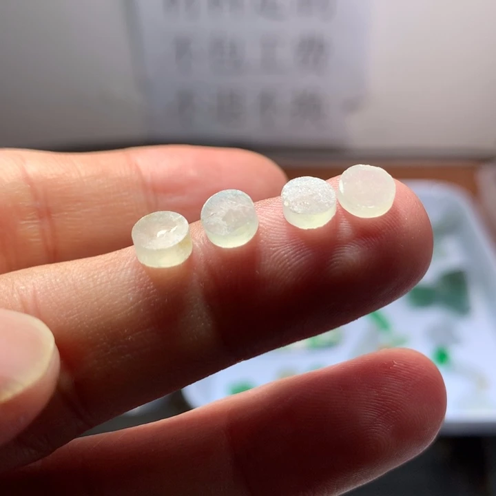 ****咪定制翡翠未镶嵌戒指