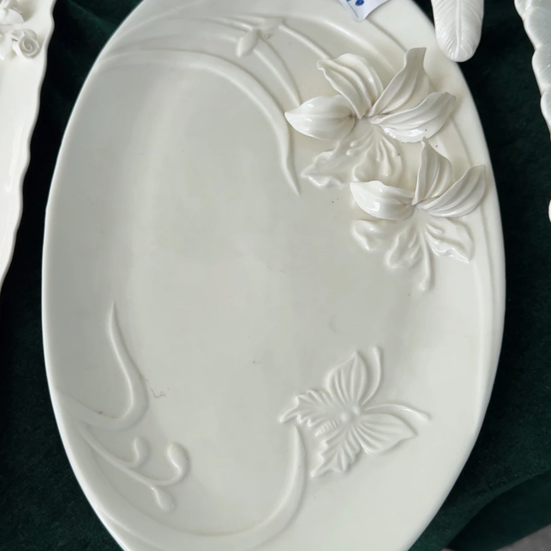 立体百合花浮雕蝴蝶大鱼盘