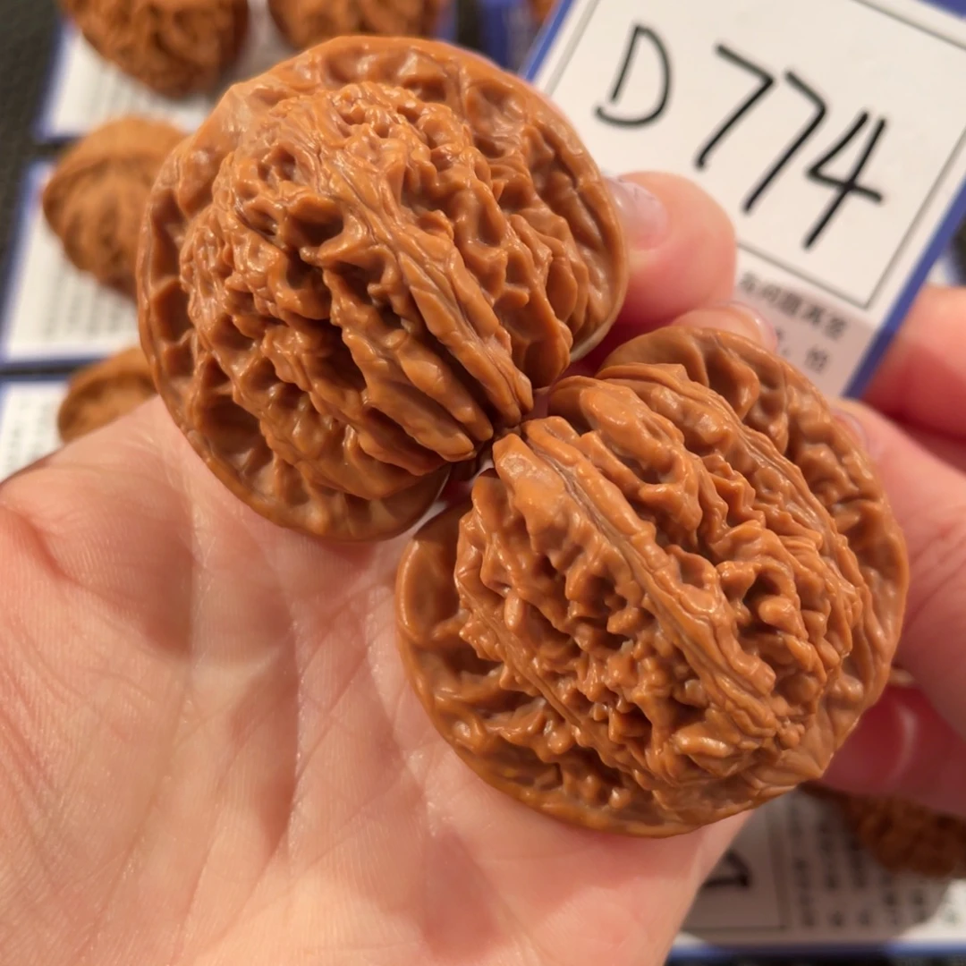 文玩核桃把件D774四座楼43