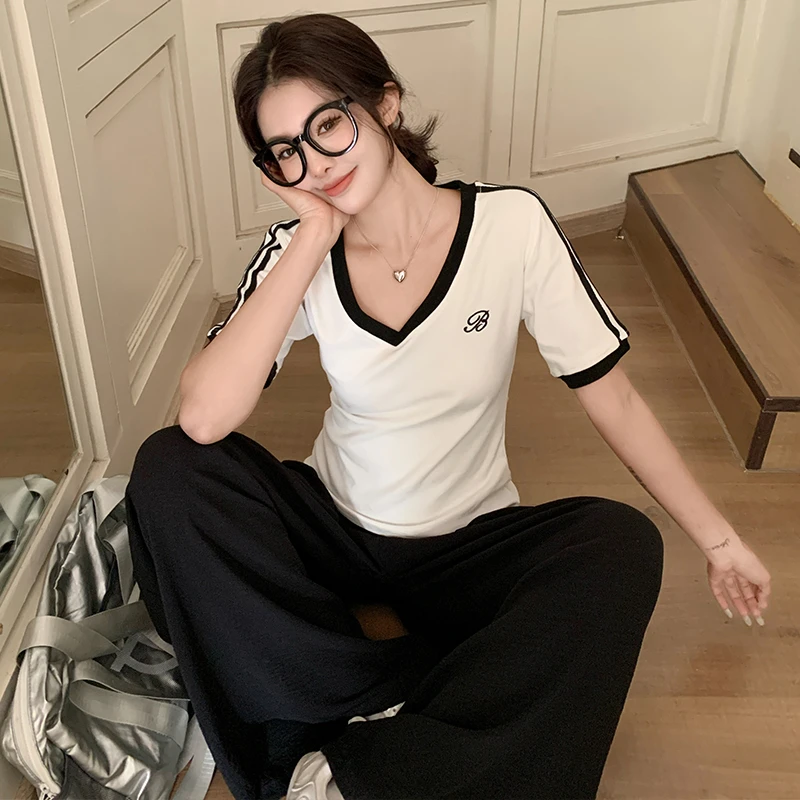 5718大码设计感V领正肩短袖T恤女夏季胖mm收腰遮肉显瘦休闲运动