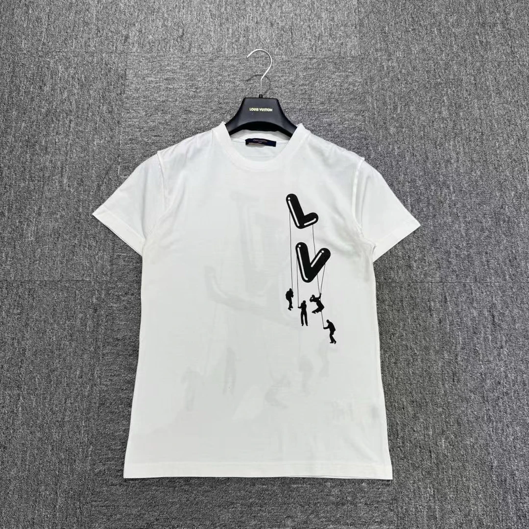 未使用 LouisVuitton/路易威登 lv 伞兵短袖/xs码/编码15130