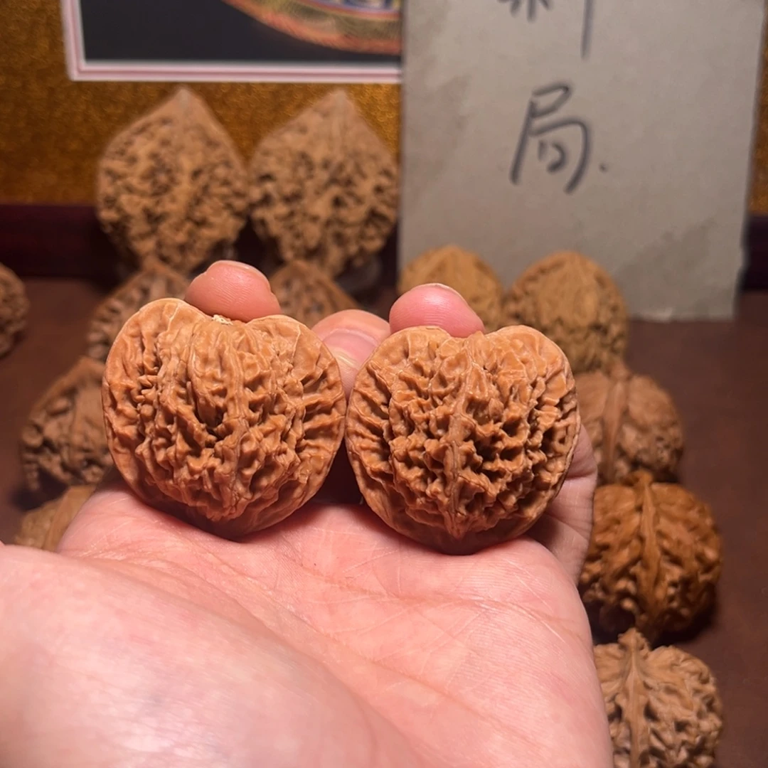 吊坠文玩核桃盘龙纹